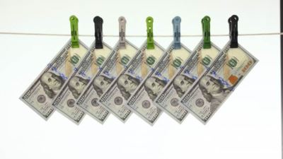 إتخاذ الإجراءات القانونيـة حيـال 5 أشخاص بأسيوط لقيامهم بغسـل قرابة 40 مليون جنيه