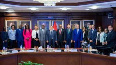 محافظ البنك المركزي المصري يستقبل وفدًا من مجموعة التنمية الأفريقي