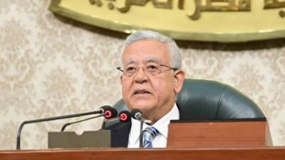 النواب يوافق على تعديل قوانين انشاء بنوك الاستثمار العربي وتنمية الصادارت والزراعي المصري