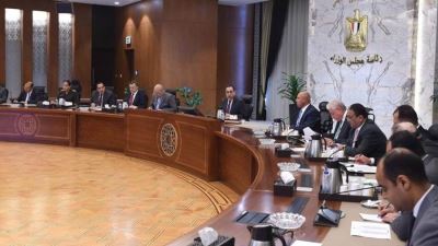 رئيس الوزراء يتابع جهود دفع حركة السياحة في طابا ونويبع بحضور وكيل أول محافظ البنك المركزي