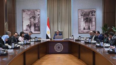 رئيس الوزراء يتابع الموقف التنفيذي لمشروع تطوير المنطقة الأثرية بهضبة الأهرامات
