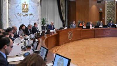 بحضور محافظ المركزى.. رئيس الوزراء يتابع مؤشرات أداء الاقتصاد المصري خلال اجتماع المجموعة الاقتصادية