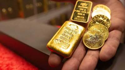 الذهب يقترب من أعلى مستوياته وسط ترقب لـ قرار الفدرالي بشأن أسعار الفائدة