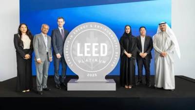 بنك الإمارات دبي الوطني يحصل على 25 شهادة LEED للريادة في تصاميم الطاقة والبيئة