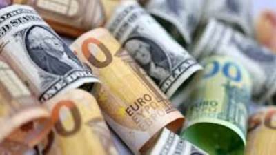 أسعار العملات اليوم الأربعاء: تراجع اليورو والجنيه الاسترليني والريال السعودي