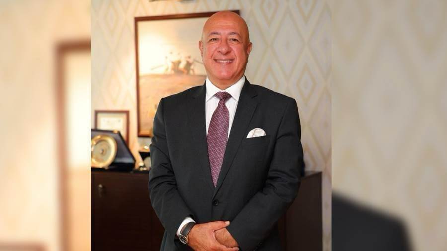 يحيى أبو الفتوح.. مسيرة مصرفية حافلة بالنجاحات والإنجازات يحيى أبو الفتوح.. مسيرة مصرفية حافلة بالنجاحات والإنجازات